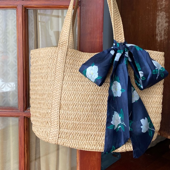 Draper James Handbags - Draper James straw tote